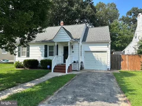 204 4th Ave, Glen Burnie, MD 21061
