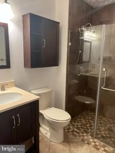 7902 Leeds Dr, Pasadena, MD 21122 photo 13