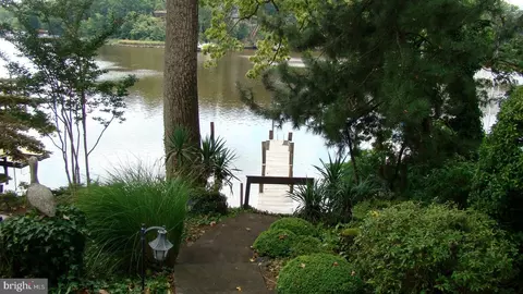 603 Delmar Rd, Edgewater, MD 21037 photo 4