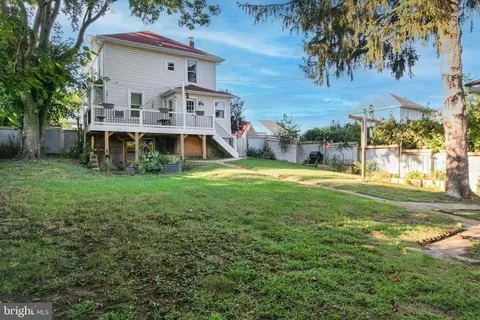 114 4th Ave, Brooklyn, MD 21225 photo 4