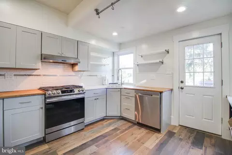 114 4th Ave, Brooklyn, MD 21225 photo 18