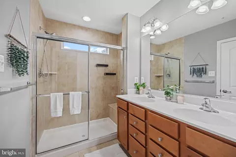 7907 Silver Oak Rd, Hanover, MD 21076 photo 13