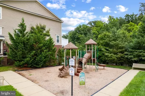 7907 Silver Oak Rd, Hanover, MD 21076 photo 25
