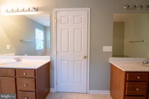 8118 A Elizabeth Rd, Pasadena, MD 21122 photo 17
