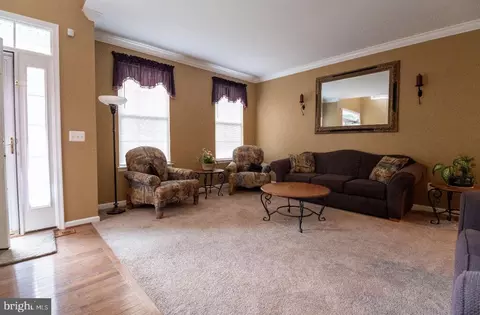 8118 A Elizabeth Rd, Pasadena, MD 21122 photo 3