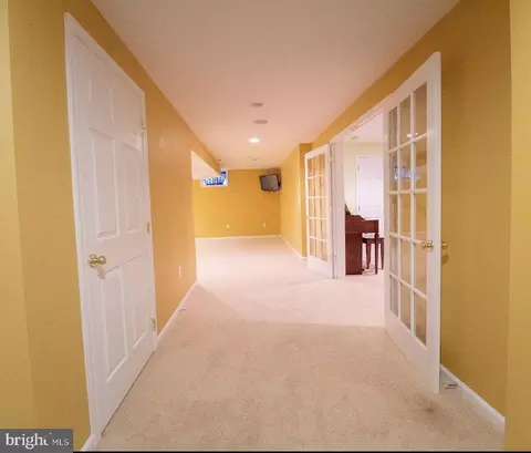 8118 A Elizabeth Rd, Pasadena, MD 21122 photo 30