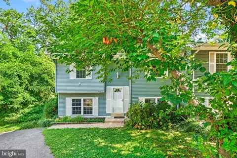 1692 Secretariat Dr, Annapolis, MD 21409