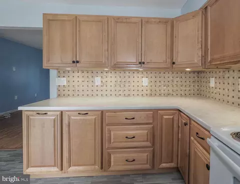 765 201st St, Pasadena, MD 21122 photo 7