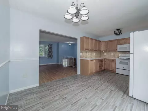 765 201st St, Pasadena, MD 21122 photo 8