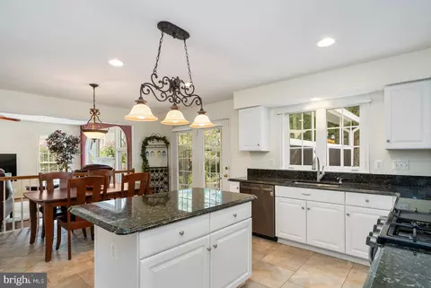 4108 Middlebury Ct, Pasadena, MD 21122 photo 17