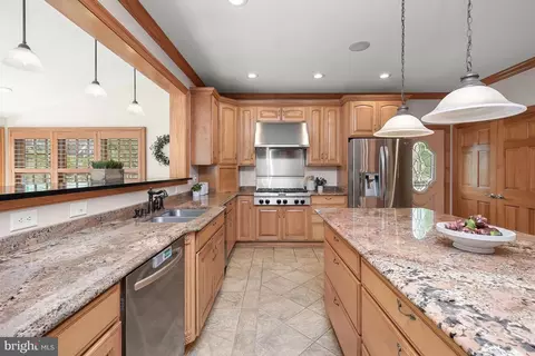 11 Walters Way, Pasadena, MD 21122 photo 34