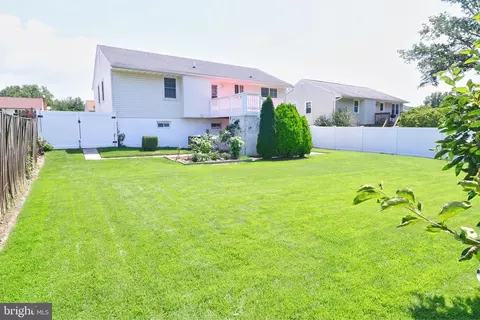 7516 Lemon Tree Ct, Hanover, MD 21076 photo 35