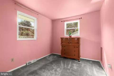 7884 W Riverside Dr, Pasadena, MD 21122 photo 17
