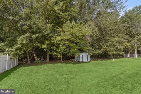 7884 W Riverside Dr, Pasadena, MD 21122 photo 24