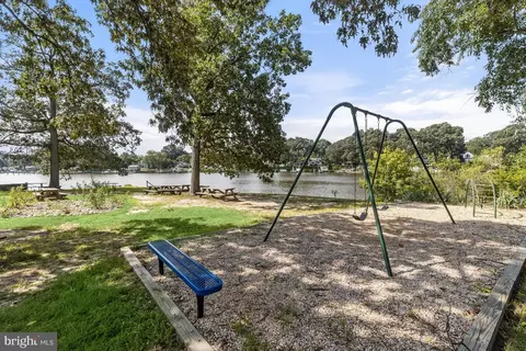 7884 W Riverside Dr, Pasadena, MD 21122 photo 32