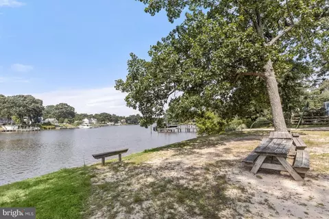7884 W Riverside Dr, Pasadena, MD 21122 photo 30