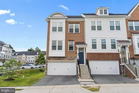 7706 Cresap Ln, Hanover, MD 21076