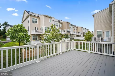 7706 Cresap Ln, Hanover, MD 21076 photo 9