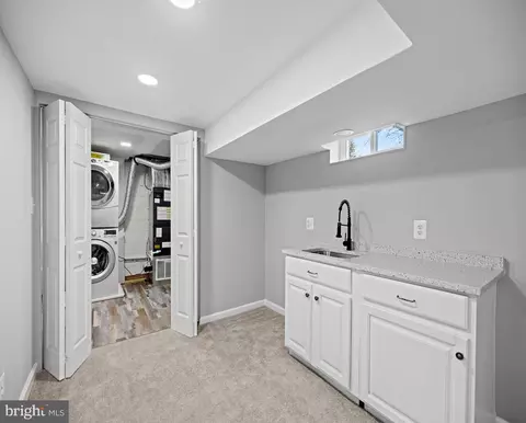 8464 Kenton Rd, Pasadena, MD 21122 photo 42