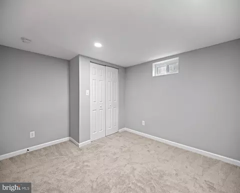 8464 Kenton Rd, Pasadena, MD 21122 photo 36