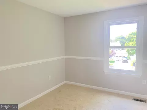 8207 Wapati Ct, Pasadena, MD 21122 photo 17