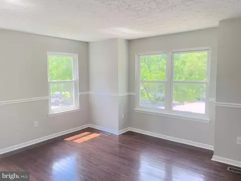 8207 Wapati Ct, Pasadena, MD 21122 photo 7