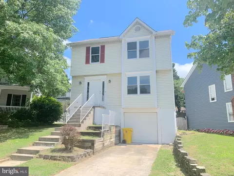 8207 Wapati Ct, Pasadena, MD 21122