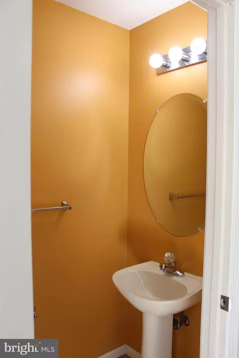 313 Merrymount Ct, Pasadena, MD 21122 photo 3