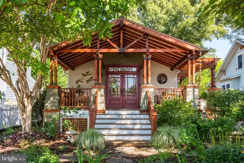 706 Chesapeake Ave, Annapolis, MD 21403