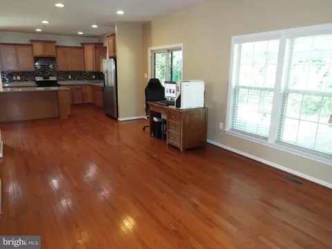 8177 Ridgely Loop, Severn, MD 21144 photo 4
