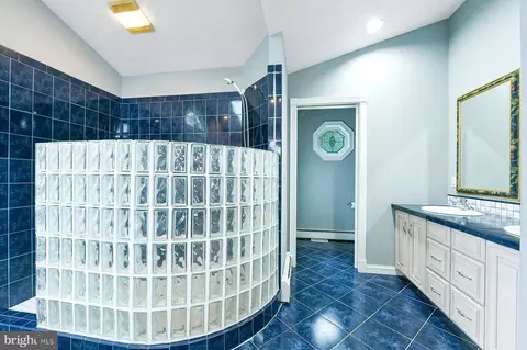 8146 Forest Glen Dr, Pasadena, MD 21122 photo 27
