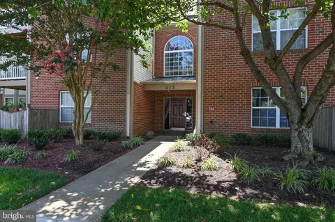 613 Admiral Dr #307, Annapolis, MD 21401