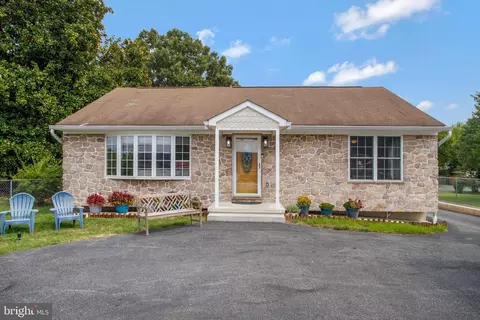 212 6th Ave NE, Glen Burnie, MD 21060