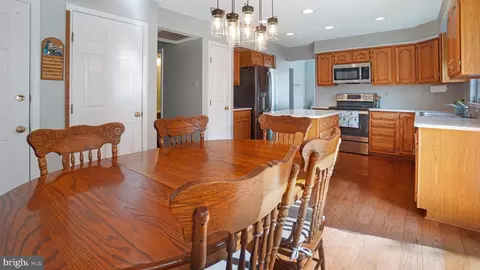 2703 Verdis Ln, Crofton, MD 21114 photo 11