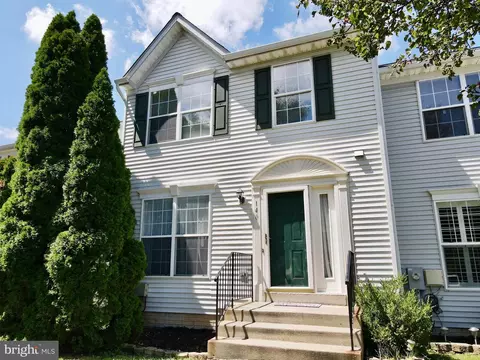 140 Goldsborough Dr #22, Odenton, MD 21113