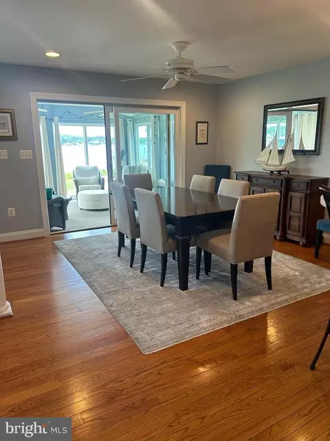 3714 Bay Dr, Edgewater, MD 21037 photo 10