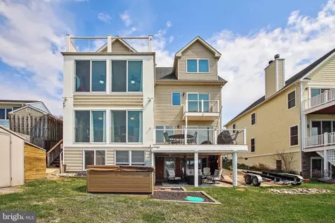 3714 Bay Dr, Edgewater, MD 21037 photo 2