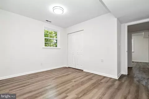 228 Falcon Dr, Pasadena, MD 21122 photo 30