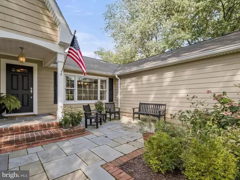 949 Lynch Dr, Arnold, MD 21012 photo 2