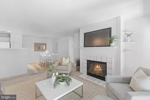 3553 Floating Leaf Ln #D202, Laurel, MD 20724 photo 6