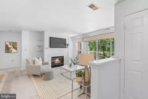 3553 Floating Leaf Ln #D202, Laurel, MD 20724 photo 4