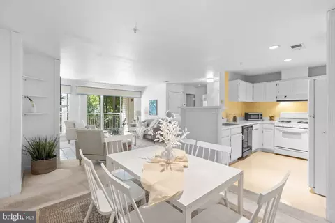 3553 Floating Leaf Ln #D202, Laurel, MD 20724 photo 13