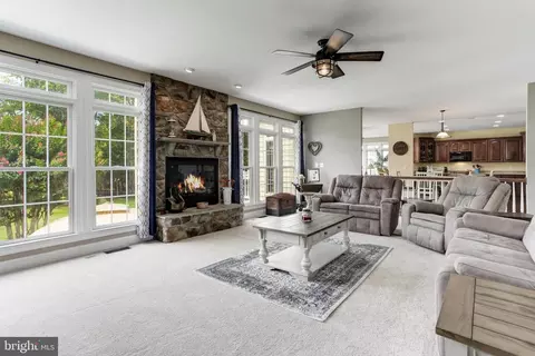 8936 Sahalee Ct, Pasadena, MD 21122 photo 21