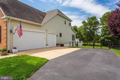8936 Sahalee Ct, Pasadena, MD 21122 photo 105