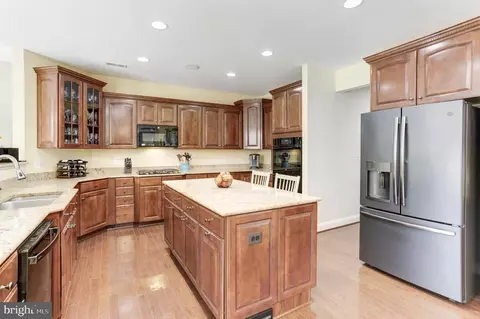 8936 Sahalee Ct, Pasadena, MD 21122 photo 31