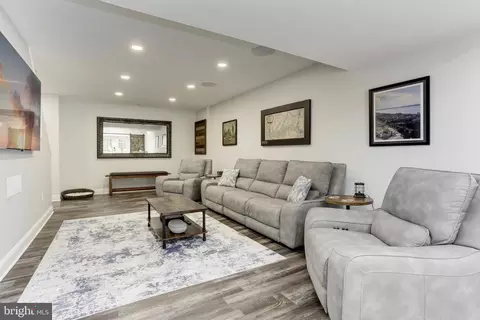 8936 Sahalee Ct, Pasadena, MD 21122 photo 82
