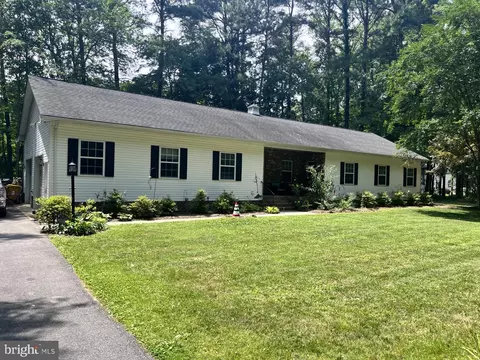 5910 Sneed Dr, Deale, MD 20751