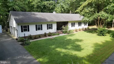 5910 Sneed Dr, Deale, MD 20751 photo 2