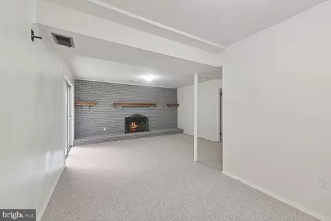 8598 Main Ave, Pasadena, MD 21122 photo 17