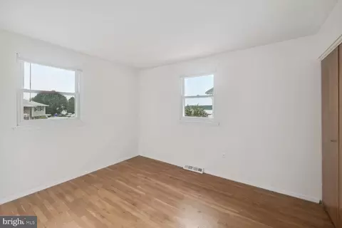 8598 Main Ave, Pasadena, MD 21122 photo 12